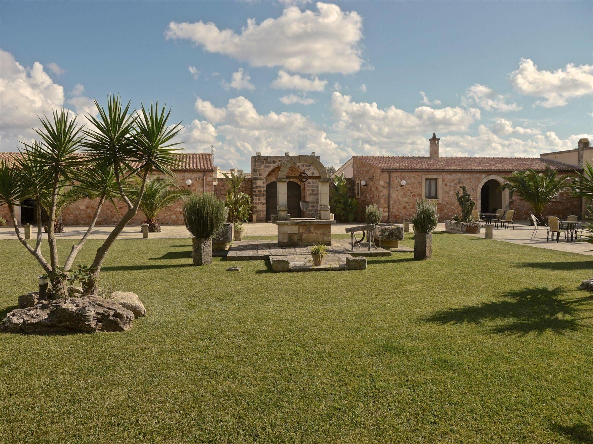 Agriturismo Masseria Chicco Rizzo Sternatia Extérieur photo